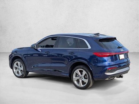Used 2025 Audi Q5 Premium Plus w/ Premium Plus AWD/4WD image 7
