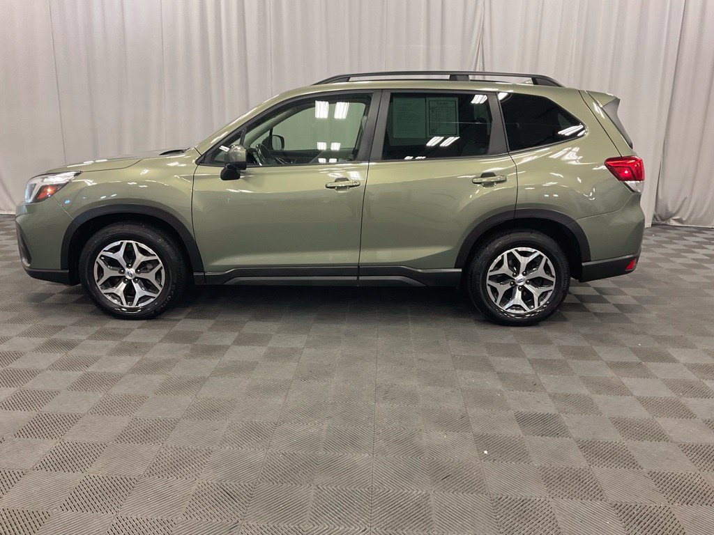 Used 2020 Subaru Forester Premium AWD/4WD image 8