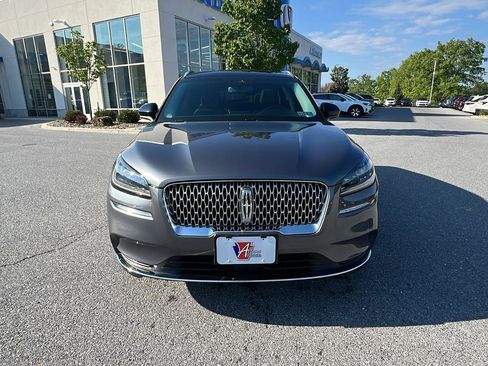 Used 2021 Lincoln Corsair AWD w/ Premium Package image 9