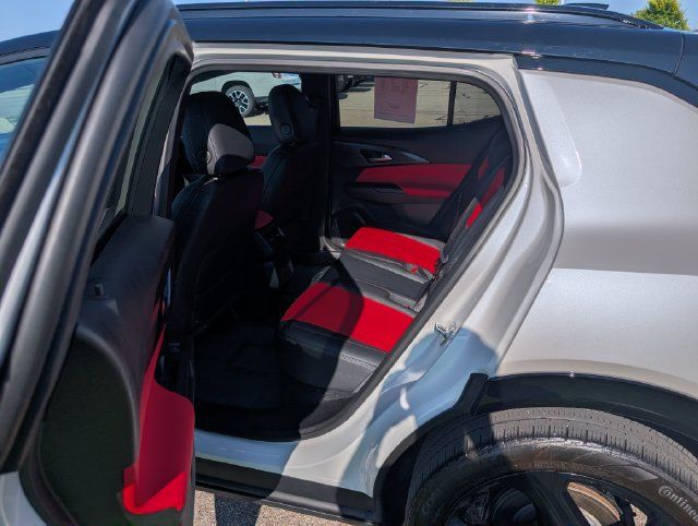 Used 2024 Chevrolet Equinox EV RS FWD image 24