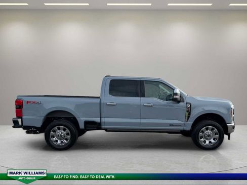Used 2025 Ford F350 Lariat w/ Lariat Ultimate Package AWD/4WD image 6