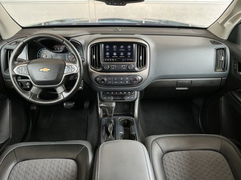 Used 2020 Chevrolet Colorado Z71 image 4