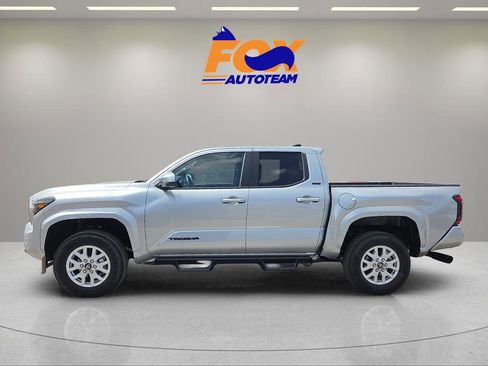 New 2026 Toyota Tacoma SR5 AWD/4WD image 2