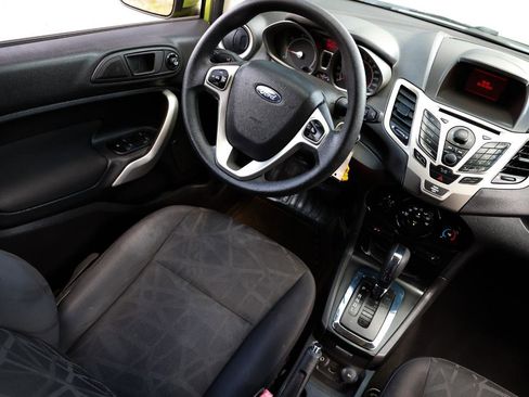 Used 2012 Ford Fiesta SE FWD image 20