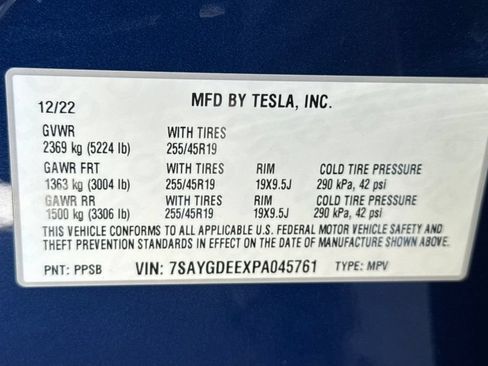 Used 2023 Tesla Model Y Long Range AWD/4WD image 35