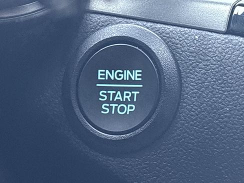 Used 2023 Ford Escape Active image 29