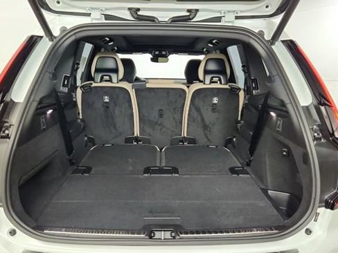Used 2026 Volvo XC90 T8 Plus w/ Protection Package Premier AWD/4WD image 43