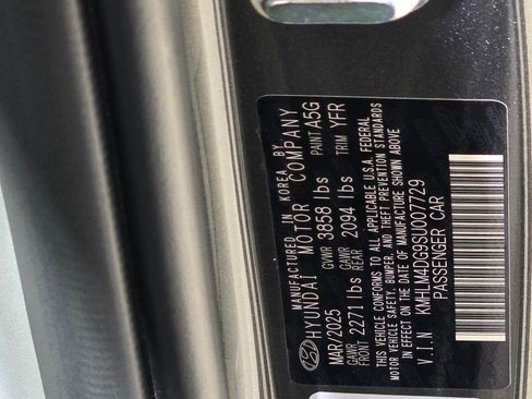 Certified 2025 Hyundai Elantra Sport FWD image 35