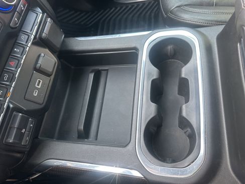 Used 2019 Chevrolet Silverado 1500 RST image 26