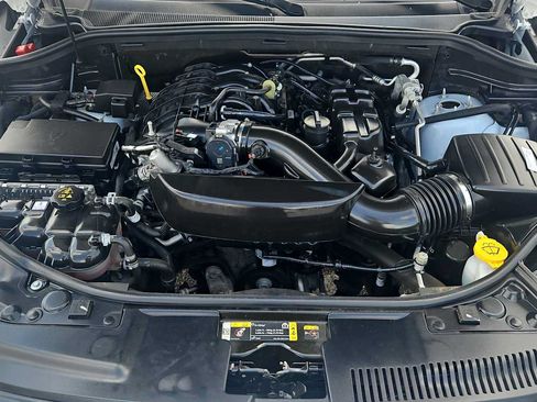 Used 2024 Dodge Durango GT RWD image 18
