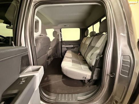 Used 2022 Ford F150 XLT w/ Equipment Group 302A High image 16