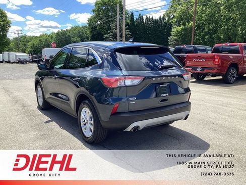 Used 2022 Ford Escape SE w/ Cold Weather Package AWD/4WD image 5