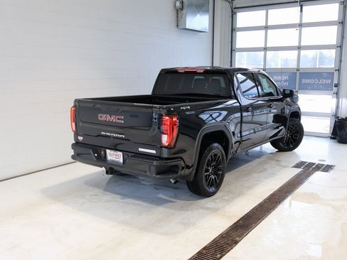 Used 2025 GMC Sierra 1500 Elevation image 44