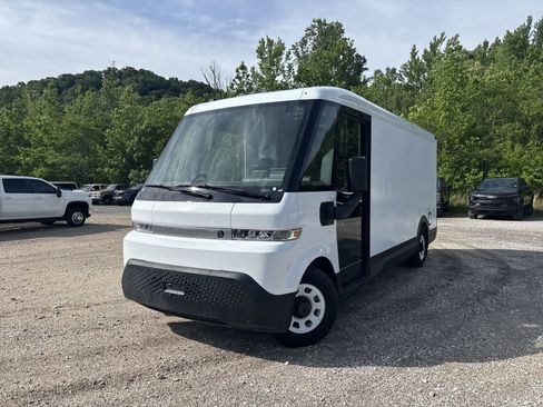 Used 2024 Chevrolet Brightdrop 600 w/ Commercial Equipment Package AWD/4WD image 3