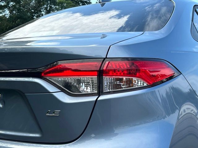 Used 2020 Toyota Corolla LE FWD image 11
