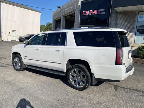 Used 2017 GMC Yukon XL Denali w/ Open Road Package AWD/4WD image 3