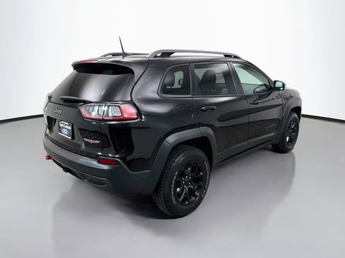 Used 2021 Jeep Cherokee Trailhawk w/ Comfort/Convenience Group AWD/4WD image 7