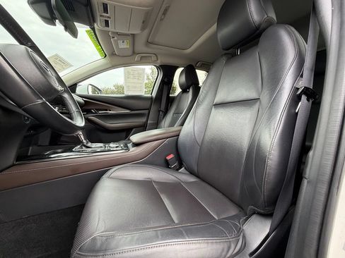 Used 2021 MAZDA CX-30 FWD 2.5 S w/ Premium Package image 36