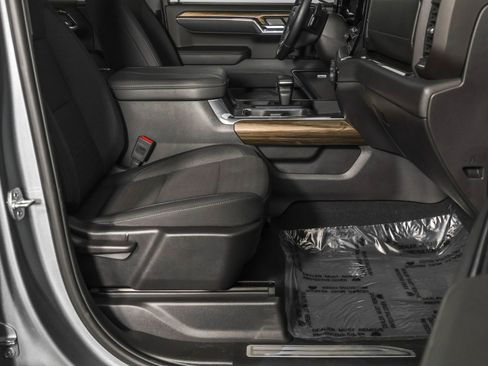 Used 2025 Chevrolet Silverado 1500 LT Trail Boss w/ Convenience Package II image 50