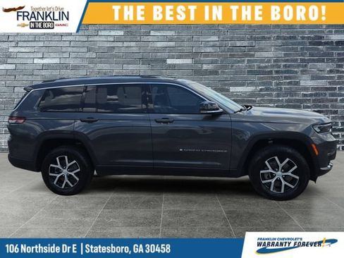 Used 2023 Jeep Grand Cherokee L Limited AWD/4WD image 7