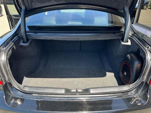 Used 2017 Dodge Charger SXT w/ AWD Plus Group image 28