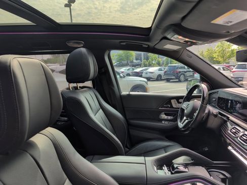 Certified 2022 Mercedes-Benz Maybach GLS 600 4MATIC image 22