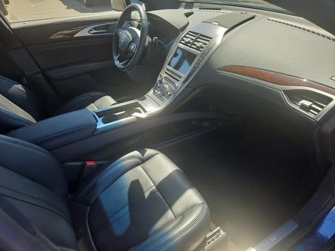 Used 2019 Lincoln MKZ Reserve w/ Luxury Package AWD/4WD image 18