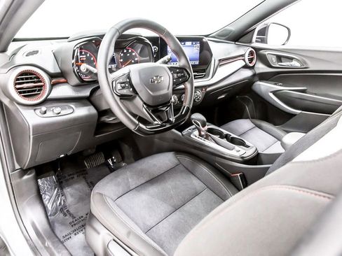 Used 2024 Chevrolet Trax RS w/ Driver Confidence Package FWD image 28