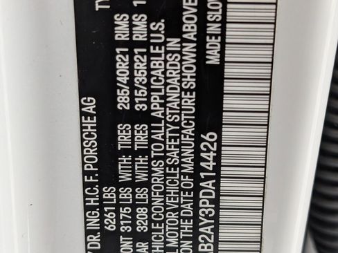 Used 2023 Porsche Cayenne S image 28