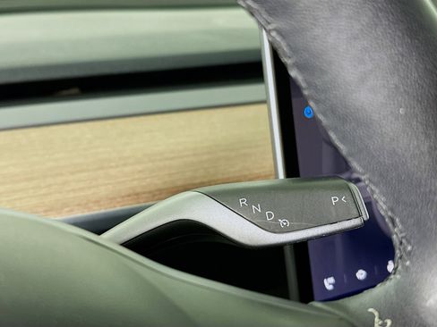 Used 2023 Tesla Model Y Performance image 23