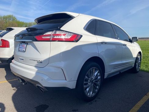 Used 2020 Ford Edge Titanium w/ Equipment Group 301A image 7