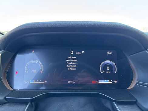 Used 2025 Jeep Grand Cherokee L Limited w/ Luxury Tech Group II image 10