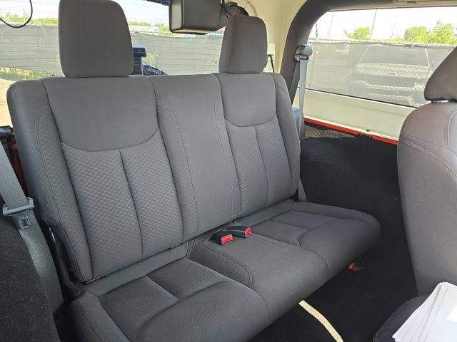 Used 2015 Jeep Wrangler Sport AWD/4WD image 30