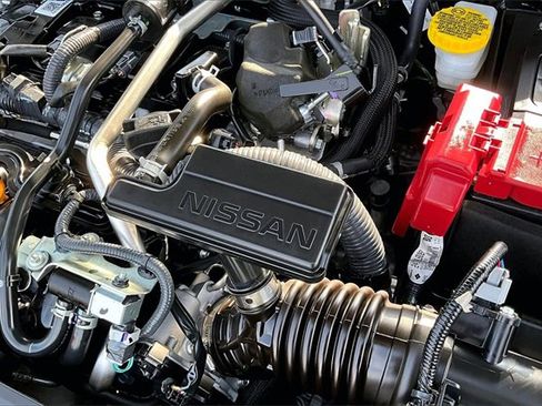 Certified 2025 Nissan Sentra SR w/ SR Premium Package image 30