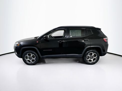 Used 2022 Jeep Compass Trailhawk AWD/4WD image 8