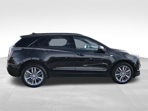 Used 2024 Cadillac XT5 Sportv w/ LPO, Floor Liner Package AWD/4WD image 9