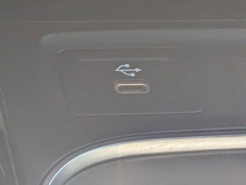 Certified 2026 Mercedes-Benz GLA 250 image 9