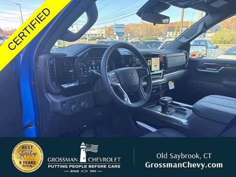 Used 2025 Chevrolet Silverado 1500 LT Trail Boss w/ Protection Package AWD/4WD image 11