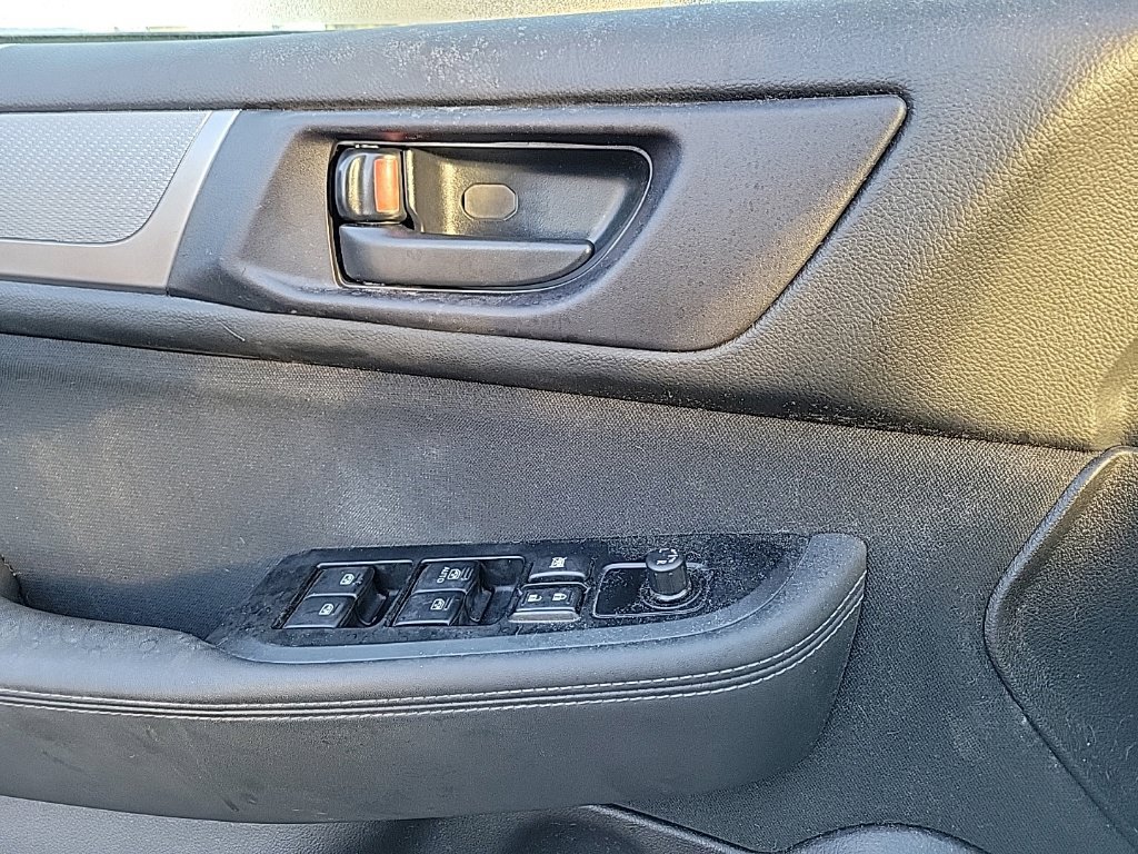 Used 2019 Subaru Outback 2.5i AWD/4WD image 11