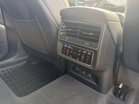 New 2026 Audi Q8 Premium Plus image 29