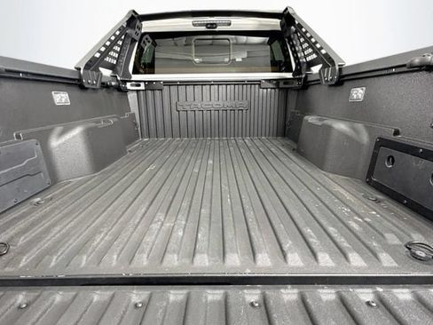 Certified 2025 Toyota Tacoma 4x4 Double Cab Hybrid image 26