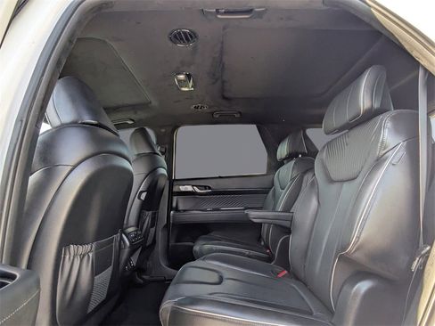 Used 2024 Hyundai Palisade Calligraphy image 14