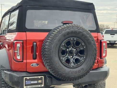 Used 2023 Ford Bronco Wildtrak image 8