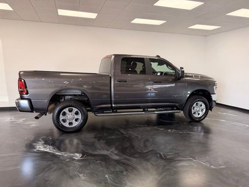 Used 2025 RAM 2500 Big Horn AWD/4WD image 9