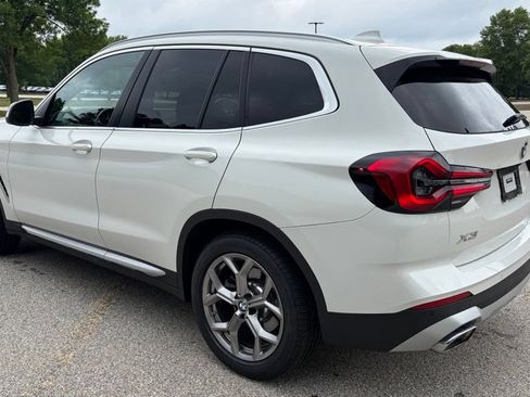 Used 2023 BMW X3 xDrive30i w/ Convenience Package AWD/4WD image 3