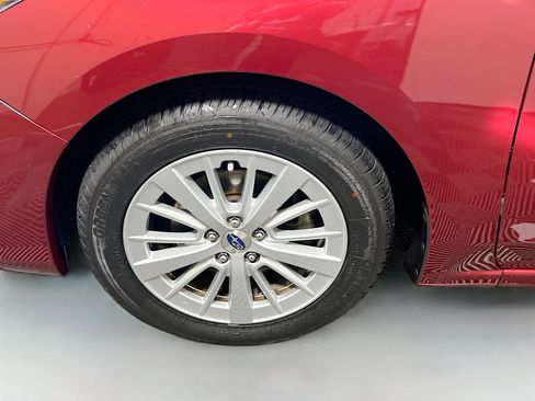 Used 2017 Subaru Impreza 2.0i Premium image 13