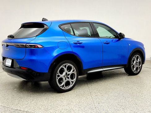 Used 2024 Alfa Romeo Tonale Ti AWD/4WD image 5
