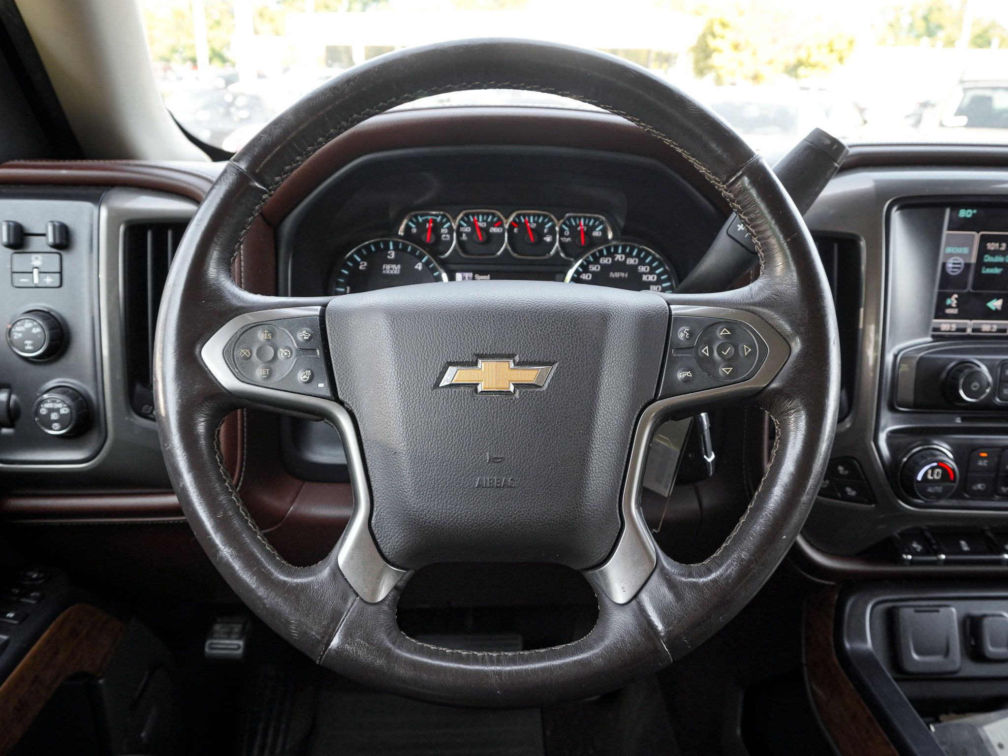 Used 2015 Chevrolet Silverado 1500 High Country w/ High Country Premium Package AWD/4WD image 16