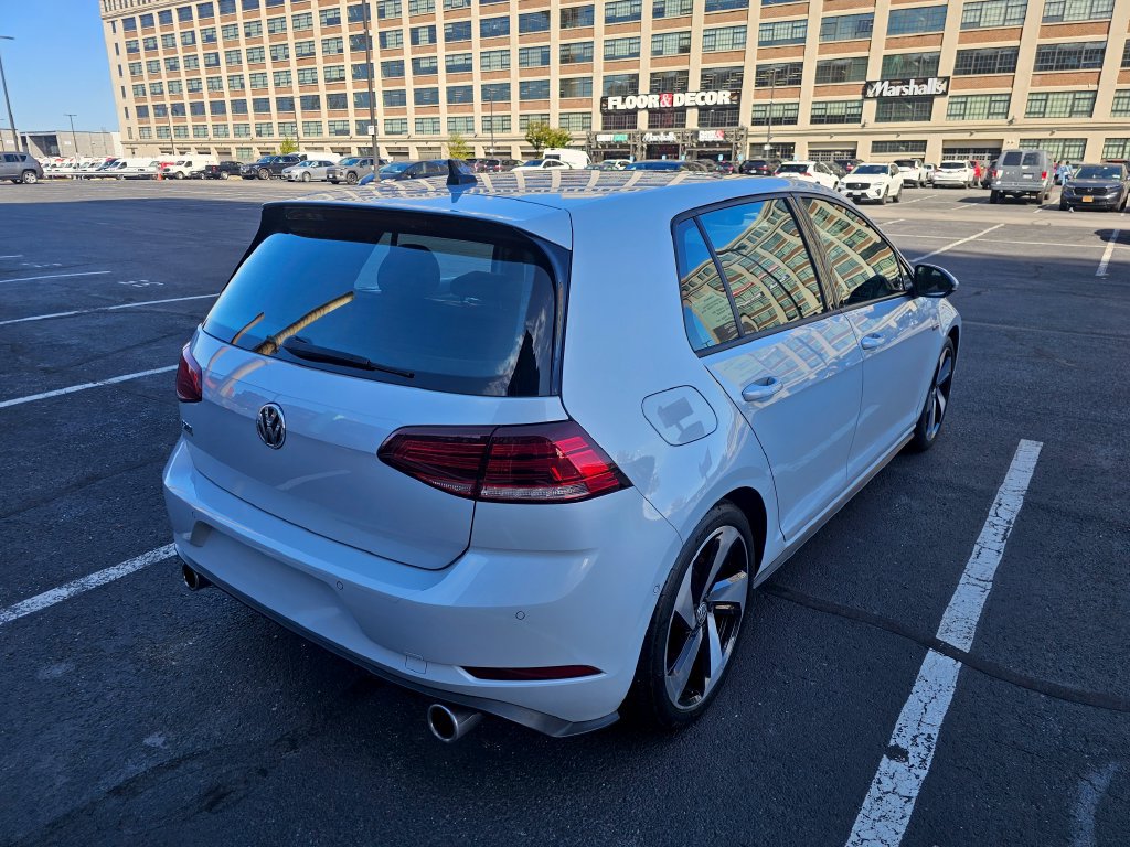 Used 2018 Volkswagen GTI 4-Door FWD image 5