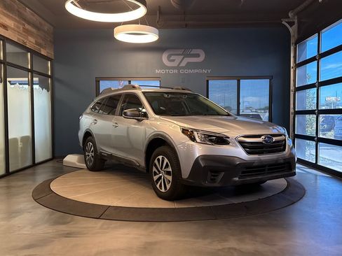 Used 2020 Subaru Outback AWD/4WD image 1